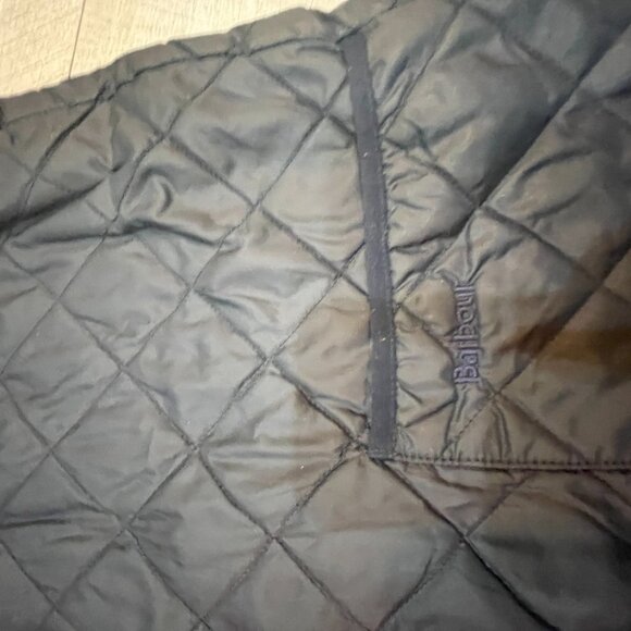 Barbour Quilted Waistcoat Zip-In Liner with a tartan lining A856 46 XL - Picture 4 of 5